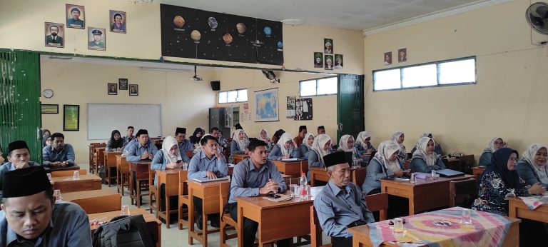 Workshop Penyusunan Kurikulum Operasional Madrasah dan Modul P5RA Dibuka Oleh Kepala Kantor Kementerian Agama Kab Sidoarjo