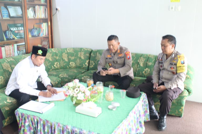MoU MTsN 4 Sidoarjo dengan Polsek Tulangan
