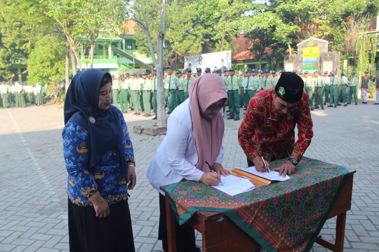 MoU MTsN 4 Sidoarjo dengan Puskesmas Tulangan