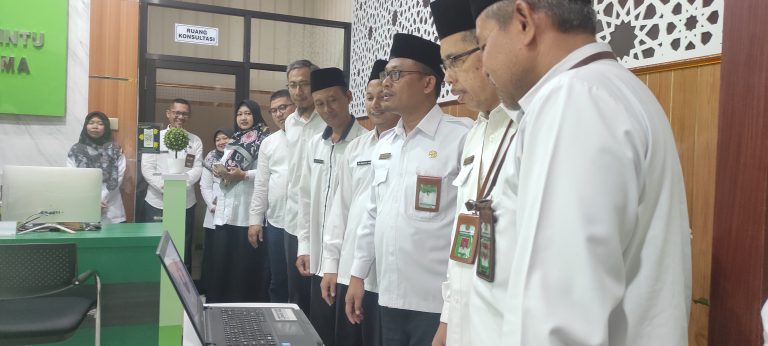 Seksi Pendidikan Agama Islam Lounching Inovasi Layanan SIMBAHQU