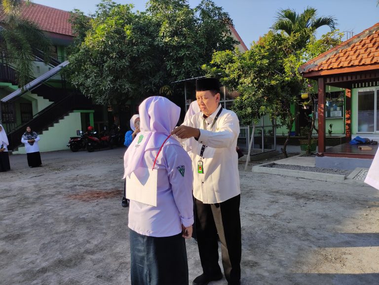 Pembukaan MATSAMA Tahun Pelajaran 2024/2025 MTs Negeri 3 Sidoarjo