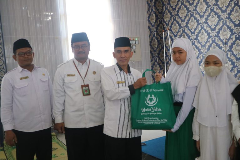 Kemenag Sidoarjo Salurkan 500 Paket Bingkisan untuk Anak Yatim dalam Momen 10 Muharram