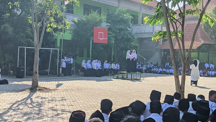 Pemilihan Ketua OSIM MTs Negeri 4 Sidoarjo 2024/2025 Berlangsung Meriah dengan Antusiasme Siswa