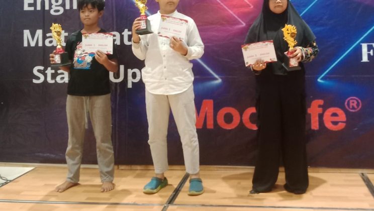 Siswa MIN 2 Sidoarjo Raih Juara 3 Lomba Bahasa Inggris