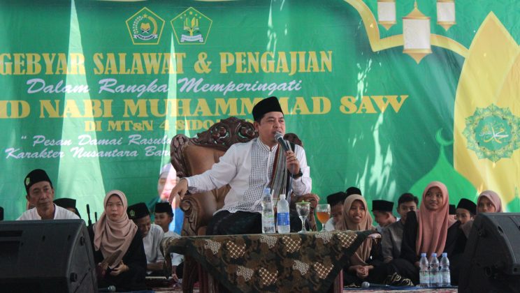 Semarak, Peringatan Maulid Nabi di MTs Negeri 4 Sidoarjo