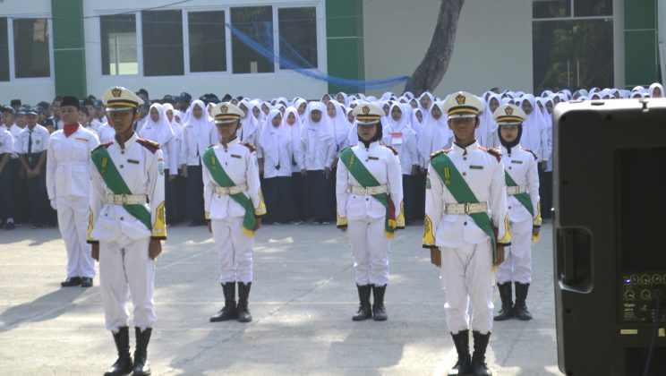 Peringatan 1 Oktober di MTsN 2 Sidoarjo