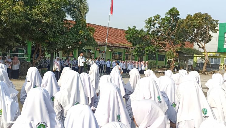 MTsN 3 Sidoarjo Gelar Upacara Peringatan Hari Kesaktian Pancasila