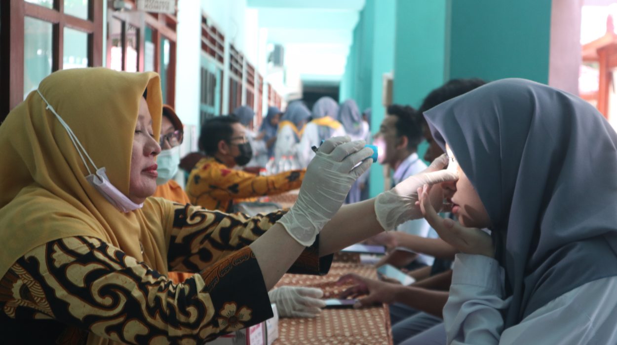 Screening Kesehatan untuk Siswa MAN Sidoarjo