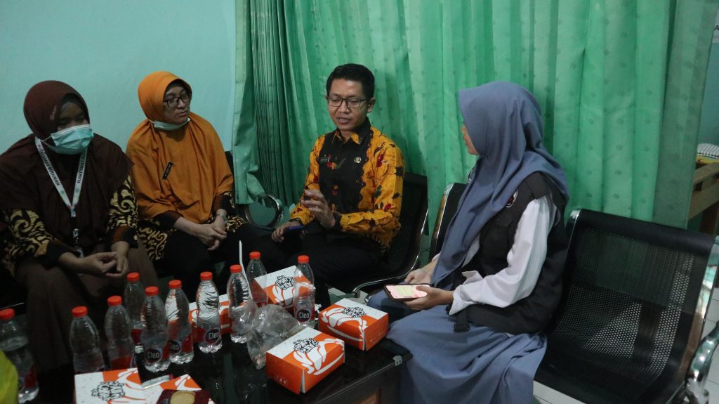 Wawancara dengan Tim dari Puskesmas Buduran Terkait Screening Kesehatan untuk Siswa MAN Sidoarjo