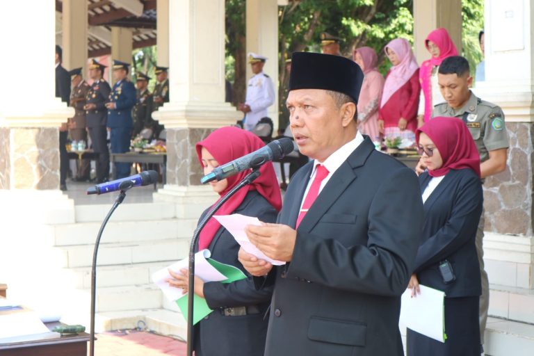 Pimpin Do’a Upacara Sumpah Pemuda, Kepala Kemenag Sidoarjo Berharap Para Pemuda Bersatu Di Tengah Keragaman