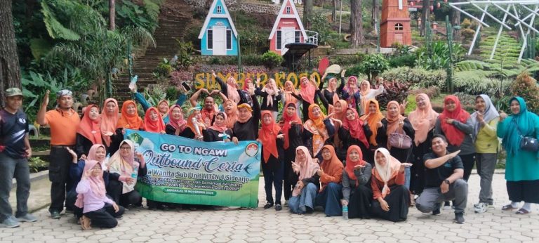 DWP Sub Unit MTs Negeri 4 Sidoarjo Gelar Outbond di Ngawi untuk Tingkatkan Kebersamaan