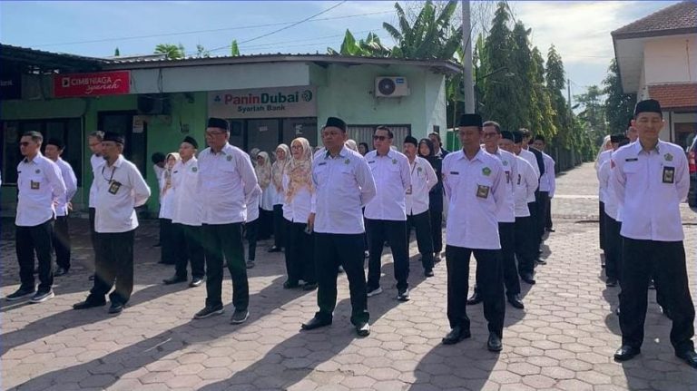 Kepala Kankemenag Sidoarjo Tegaskan Dukungan ASN untuk Asta Cita Prabowo-Gibran Menuju Indonesia Emas 2045
