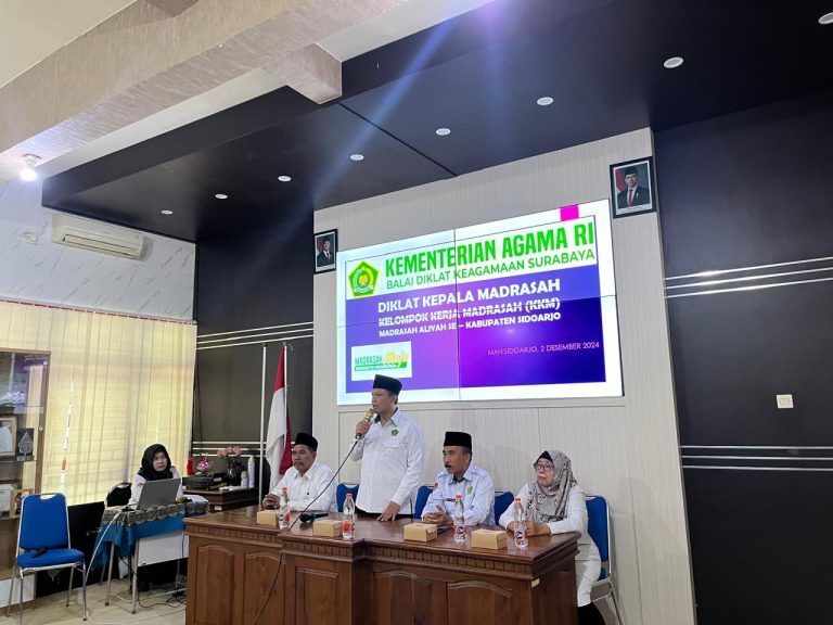 Kepala Kantor Kemenag Sidoarjo Hadiri Diklat Kepala Madrasah Aliyah Se-Kabupaten Sidoarjo