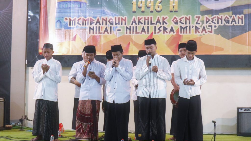 Peringatan Isra' Miraj di MAN Sidoarjo 2025