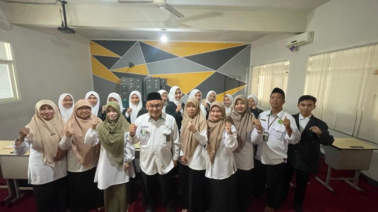 MTsN 1 Sidoarjo Sambut Mahasiswa UINSA Dalam Program Asistensi Mengajar