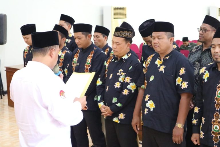 Kepala Kantor Kementerian Agama Sidoarjo Kukuhkan Pengurus MGMP PAI Kabupaten Sidoarjo Periode 2025-2030