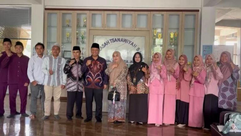 Kemenag Sidoarjo Lakukan verifikasi administrasi dan visitasi lapangan lembaga MTs Roudhotul Jannah Prambon