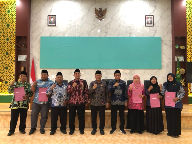 Kemenag Sidoarjo Gelar Pembinaan dan Penyerahan SK bagi Penyuluh Agama Islam Non-PNS