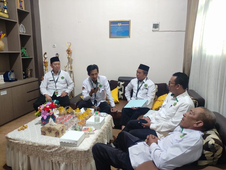 Ujian Madrasah MTs Negeri 3 Sidoarjo Berjalan Lancar, Kemenag Jatim Lakukan Monitoring