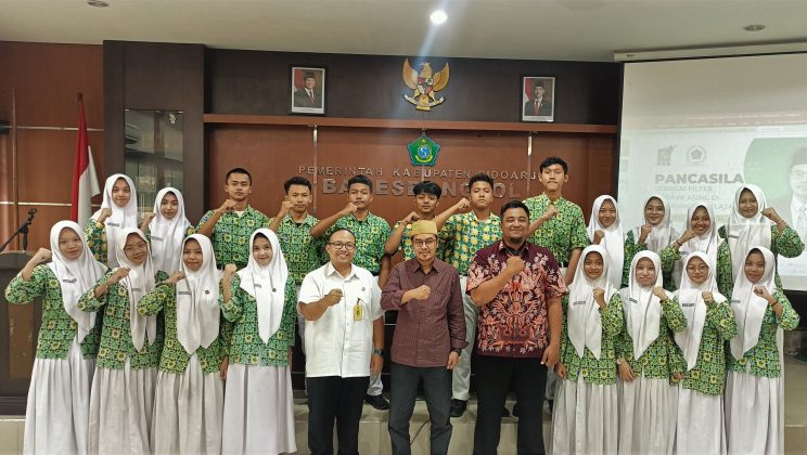 Pemantapan Ideologi Pancasila Bagi Pelajar SMA/SMK/MA di Kabupaten Sidoarjo Tahun 2025 oleh Ketua DPRD Kabupaten Sidoarjo