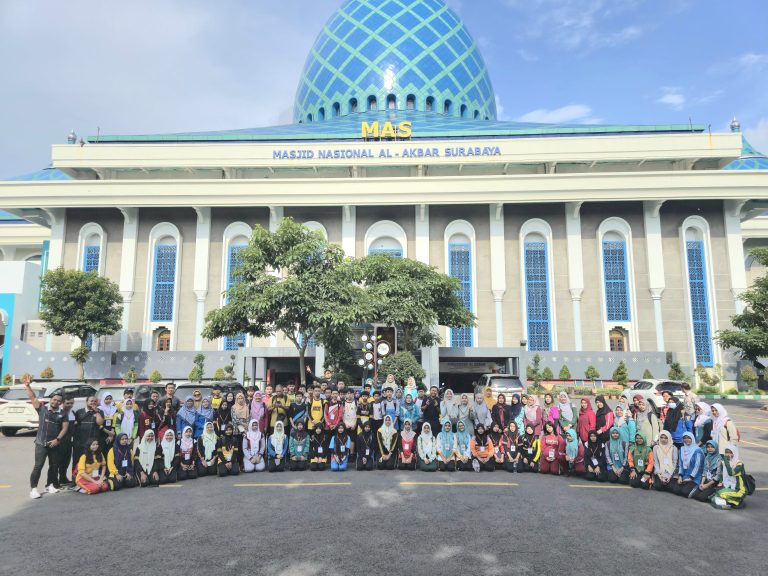 MTs Negeri 2 Sidoarjo Ikuti Pembelajaran Inovatif “Smart Generation, Real Exploration” Jelajahi Potensi Lokal