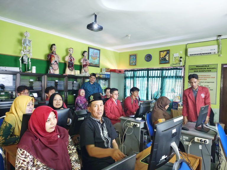 MIN 1 Sidoarjo “Go Digital”: Bersinergi dengan Universitas Telkom Surabaya Lahirkan Absensi Online Canggih