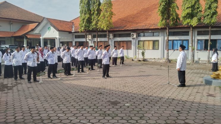 Apel Senin Pagi Kemenag Sidoarjo Soroti Program Pengawasan dan Penguatan Ekoteologi ASN PPPK