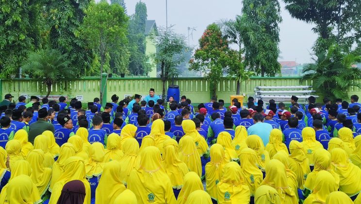 Getaran Doa Menembus Langit: MIN 1 Sidoarjo Bentengi SAS dengan Kekuatan Spiritual melalui Istighotsah Akbar