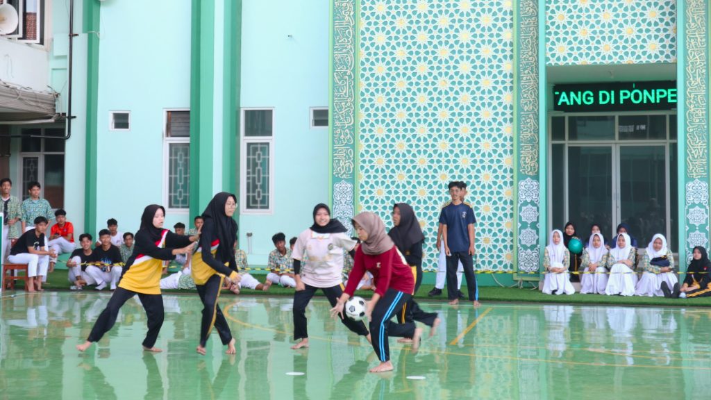 Pertandingan bola tangan pada Amerta Games 2025