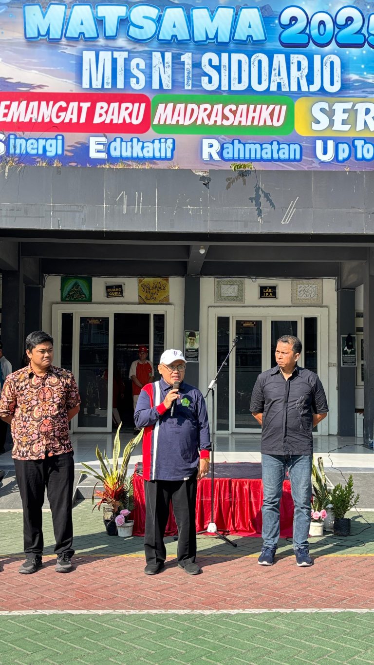 MTsN 1 Sidoarjo, Bangun Kebiasaan Sehat dan Karakter Positif Lewat Makan Pagi Lanjutkan Sosialisasi Anti Perundungan