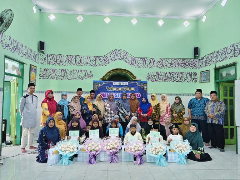 Keajaiban Jumat Berkah di Lebaran Yatim MIN 1 Sidoarjo: Senyum Anak Yatim Merekah!