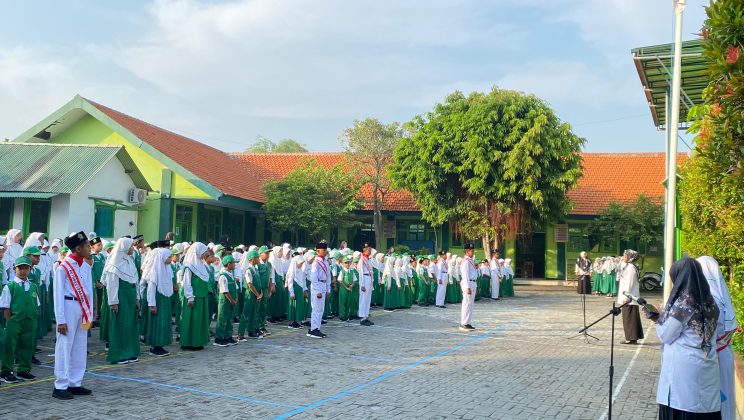 MIN 2 Sidoarjo Buka MATSAMA 2025 dengan Semangat Kreatif dan Nuansa Ramah Lingkungan (Meaningful, Joyful, Mindful)