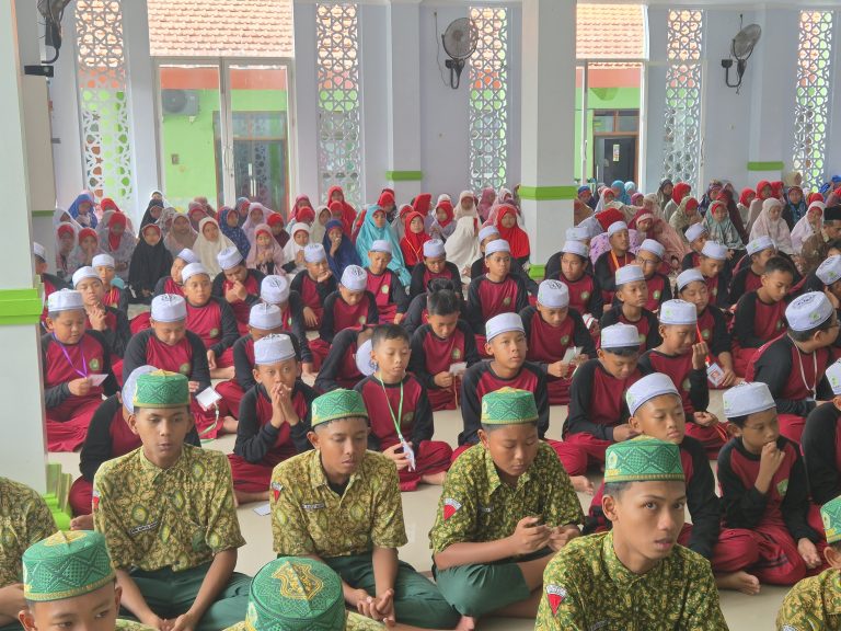 Puncak MATSAMA MTsN 2 Sidoarjo: Membentuk Karakter Unggul dan Menggali Potensi Siswa