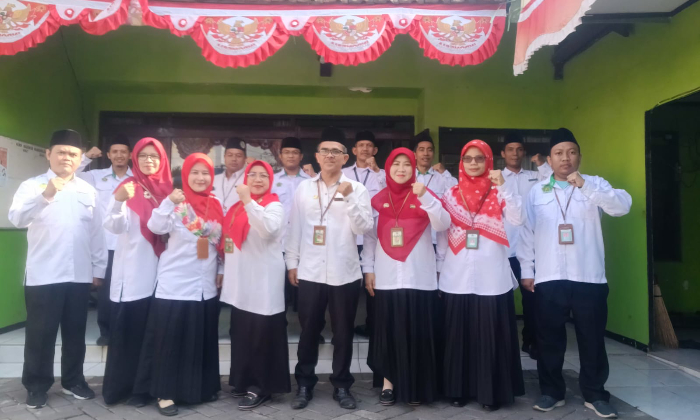 KUA Krian Gelar Apel Pagi, Ajak Pegawai Jaga Kebersamaan dan Terapkan 5 Nilai Budaya Kerja Kemenag