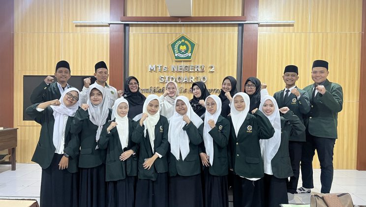 Mahasiswa UINSA Tuntaskan Program PLP I di MTsN 2 Sidoarjo