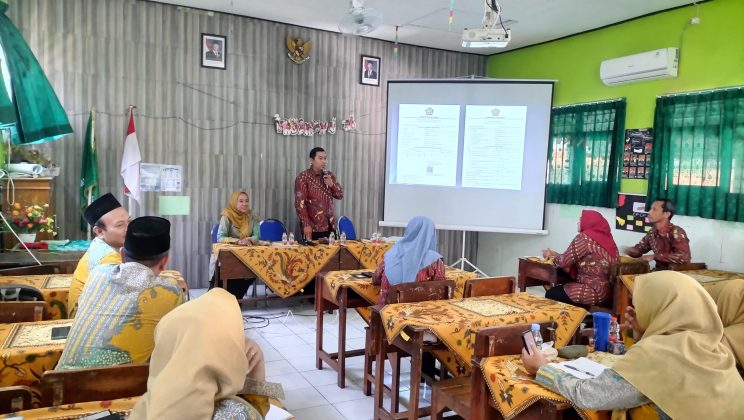 MIN 2 Sidoarjo Gandeng Tim SDM Kemenag Sidoarjo, Sinergi Tingkatkan Kompetensi Guru Lewat Sosialisasi Jabatan Fungsional dan Kepegawaian