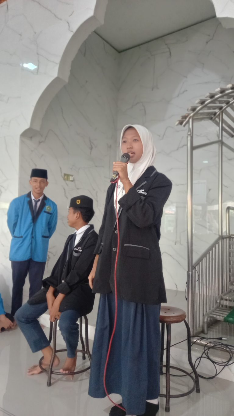 Enam Calon Berebut Kursi Ketua OSIM MTsN 3 Sidoarjo, Kampanye Berlangsung Dua Sesi Penuh Antusiasme