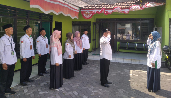 Apel Pagi KUA Krian: Jaga Lisan sebagai Cerminan Iman, Motivasi Pelayanan Publik