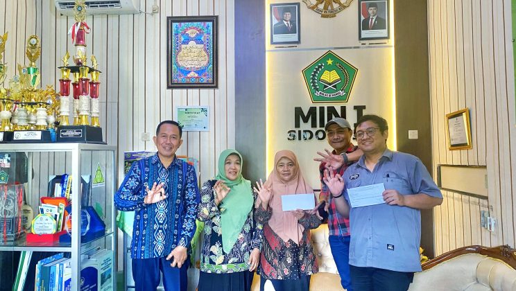 MIN 1 Sidoarjo dan PT JAPFA Comfeed Bersinergi Wujudkan Pendidikan Berkualitas Melalui Program Peduli Lingkungan