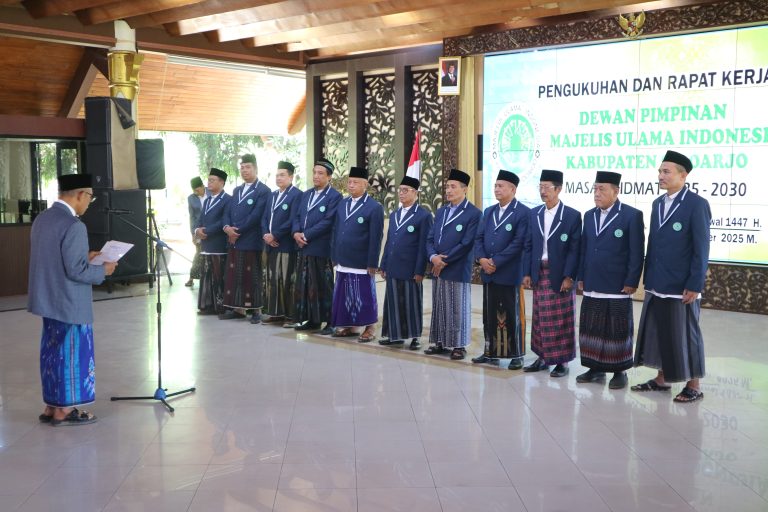 Pengukuhan DP MUI Kabupaten Sidoarjo Masa Khidmat 2025–2030, Tekankan Peran Ulama dan Umara