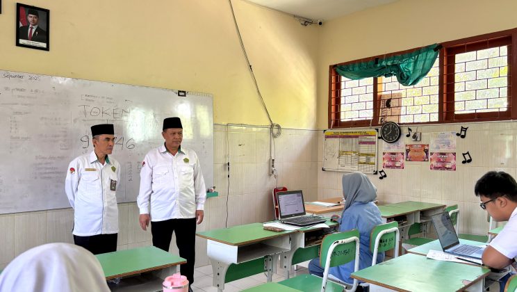 Olimpiade Madrasah Indonesia 2025 Resmi Dibuka, Diikuti 326 Peserta Tingkat MA/SMA/SMK se-Kabupaten Sidoarjo