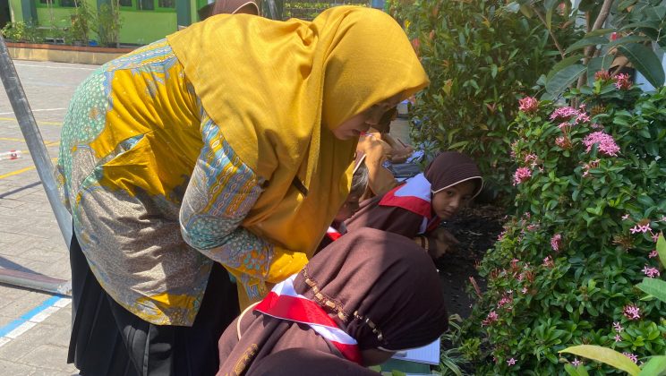 Belajar Tak Lagi Terikat Dinding Kelas, MIN 2 Sidoarjo Terapkan Outdoor Study