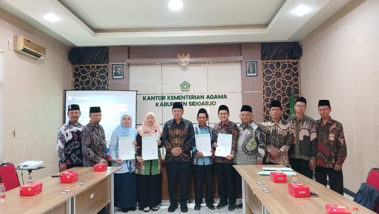 Penandatanganan MoU Program Tahfidz Kemenag dengan Empat Lembaga SMP / SMA