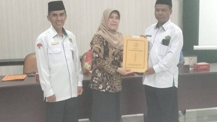 MIN 2 Sidoarjo Raih Penghargaan Madrasah Adiwiyata Tingkat Kabupaten
