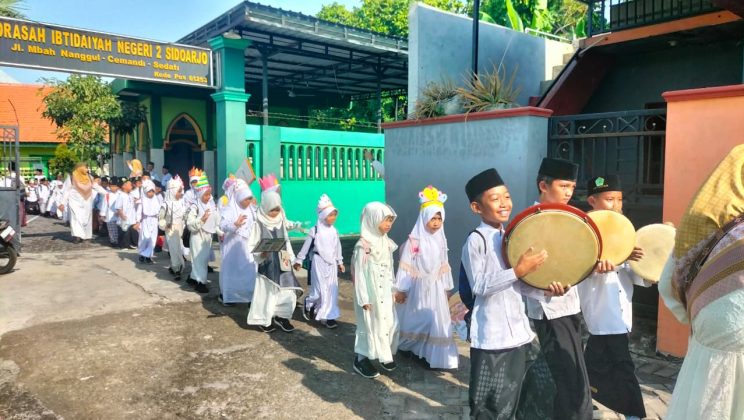 MIN 2 Sidoarjo Peringati Hari Santri Nasional dengan Penuh Khidmat