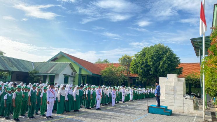 Semangat Sumpah Pemuda Membara di MIN 2 Sidoarjo: Generasi Muda Siap Bergerak dan Bersatu!