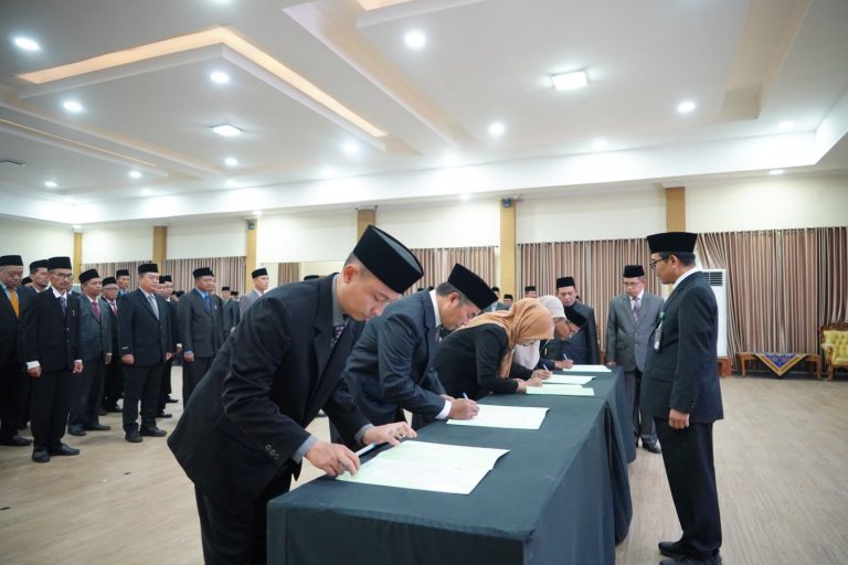 Tiga Pejabat Kemenag Sidoarjo Resmi Dilantik dalam Pelantikan Pejabat Fungsional Se-Jatim