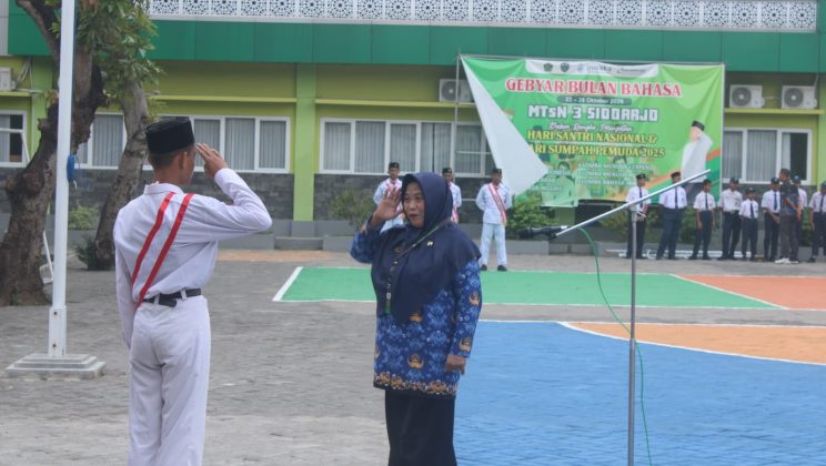 MTsN 3 Sidoarjo Gelar Upacara Hari Pahlawan 2025, Teguhkan Semangat Kepahlawanan di Era Modern