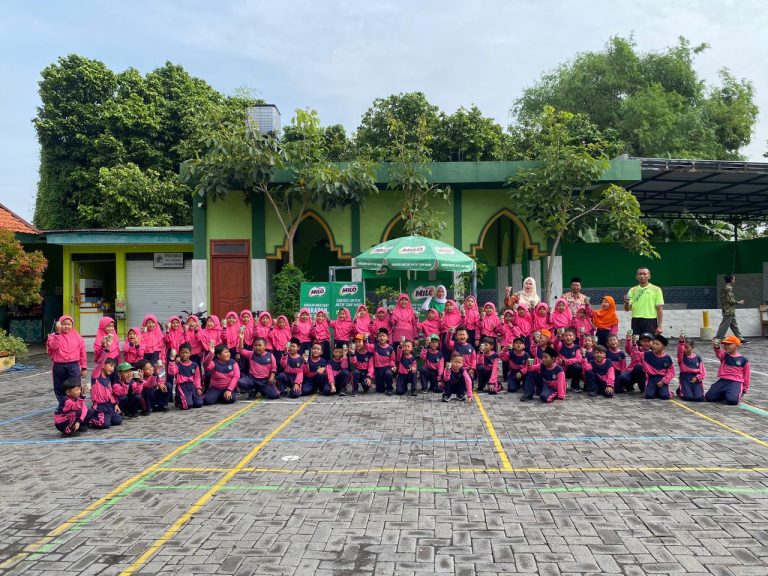 Gerak Ceria dan Gizi Seimbang, Milo Ajak Siswa MIN 2 Sidoarjo Hidup Sehat dan Aktif