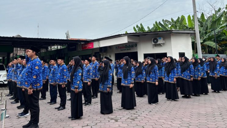 Apel Hormat Bendera, Kepala Kankemenag Tekankan Evaluasi Akhir Tahun